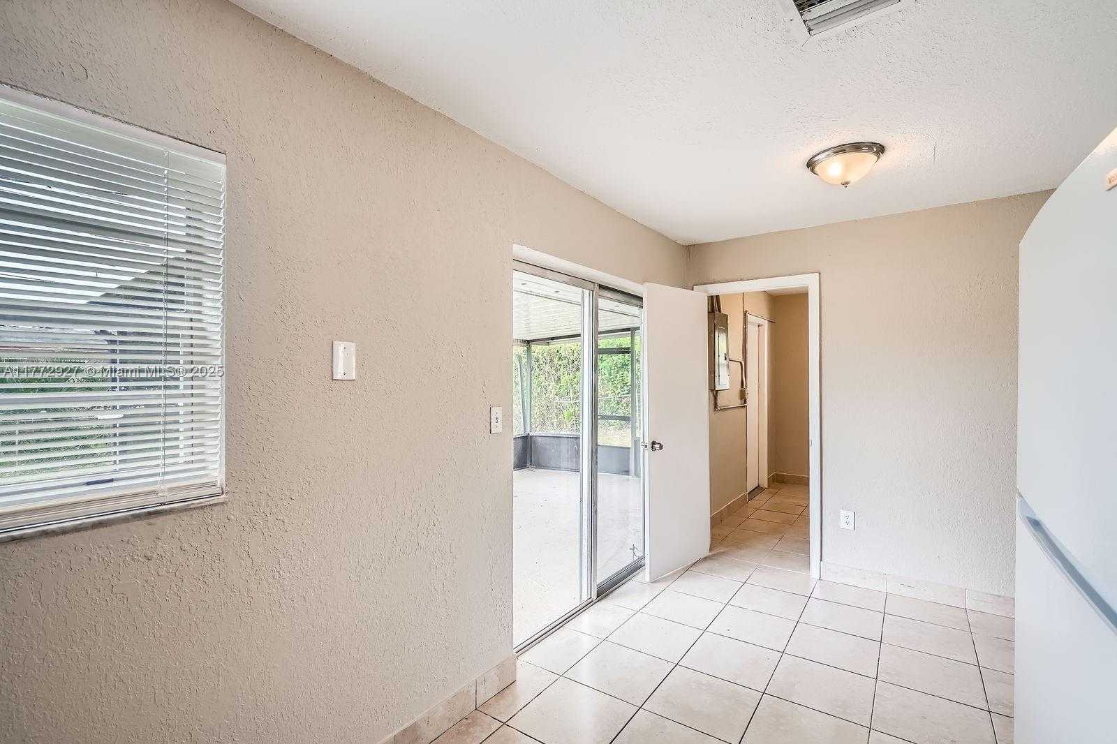 Small Image of 2440 NORTH WEST 208TH ST, Miami Gardens Number 11