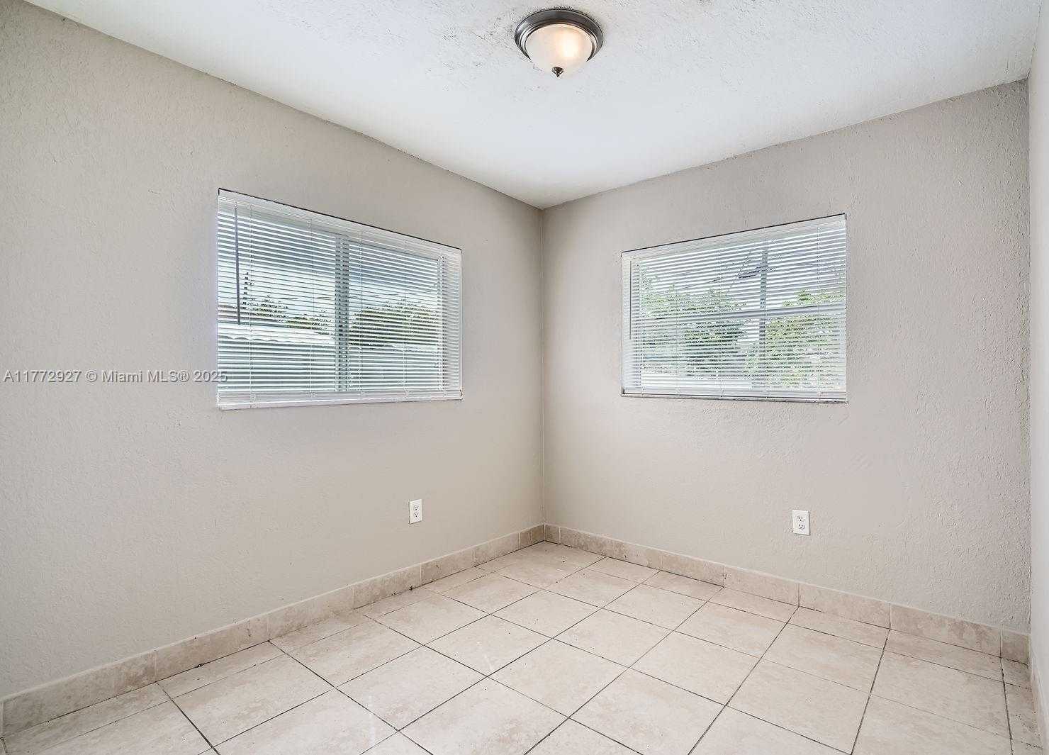 Small Image of 2440 NORTH WEST 208TH ST, Miami Gardens Number 19