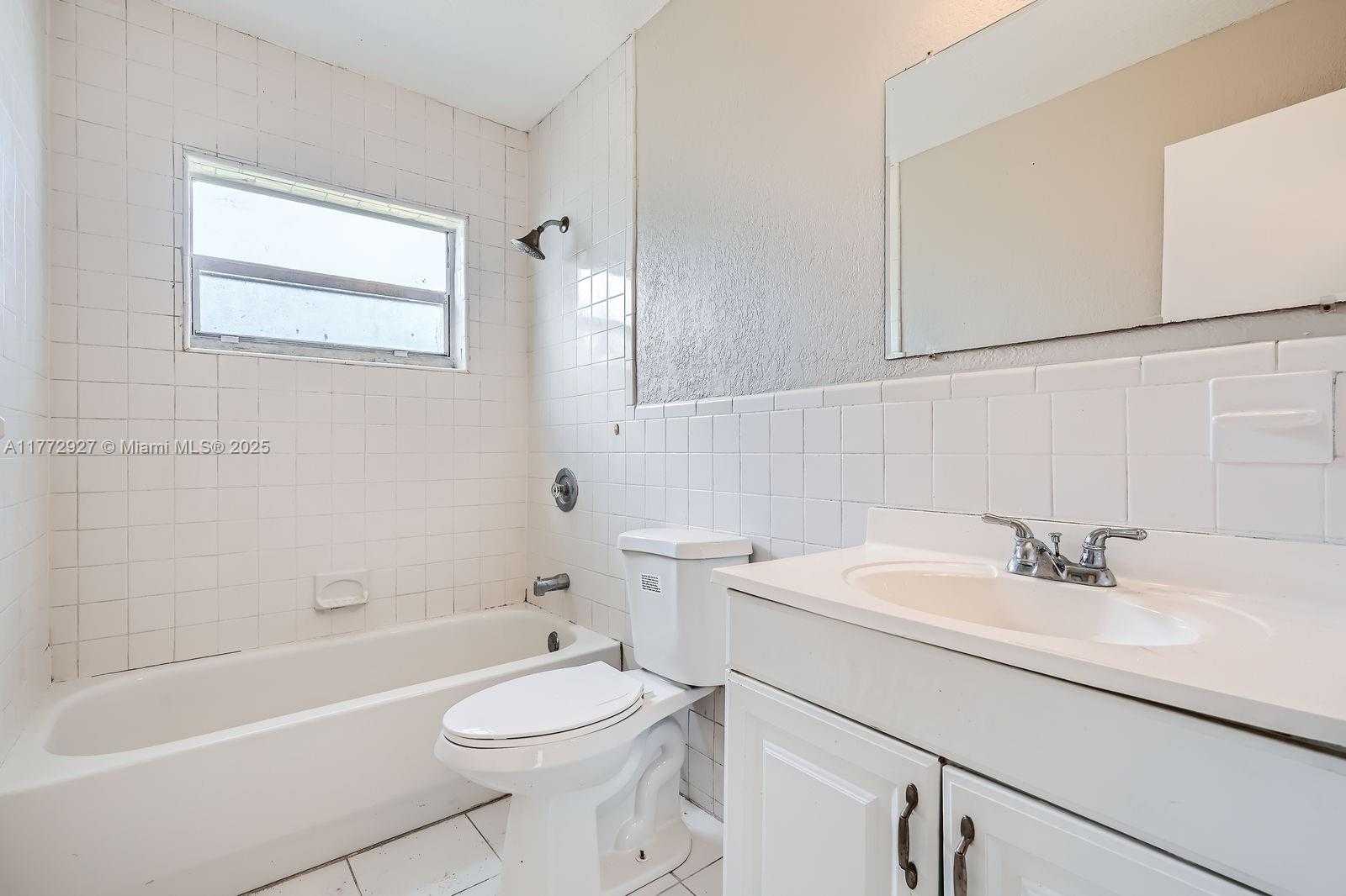 Small Image of 2440 NORTH WEST 208TH ST, Miami Gardens Number 23