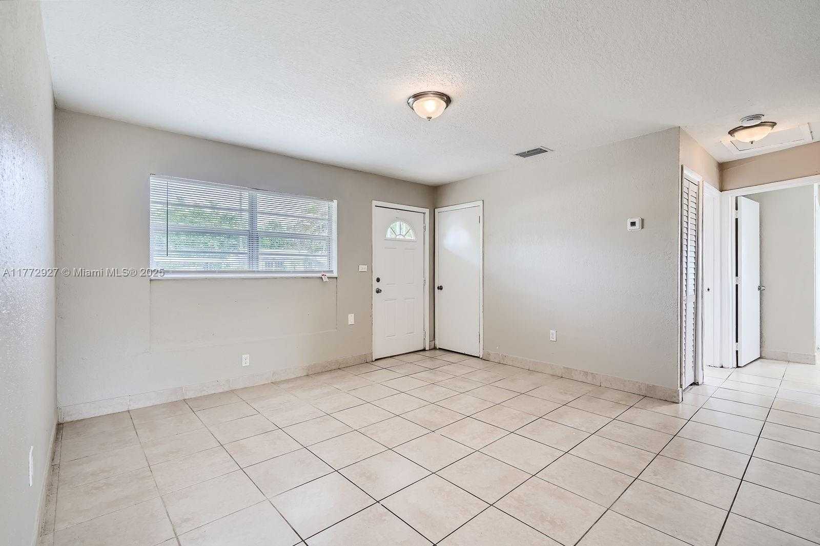 Small Image of 2440 NORTH WEST 208TH ST, Miami Gardens Number 6
