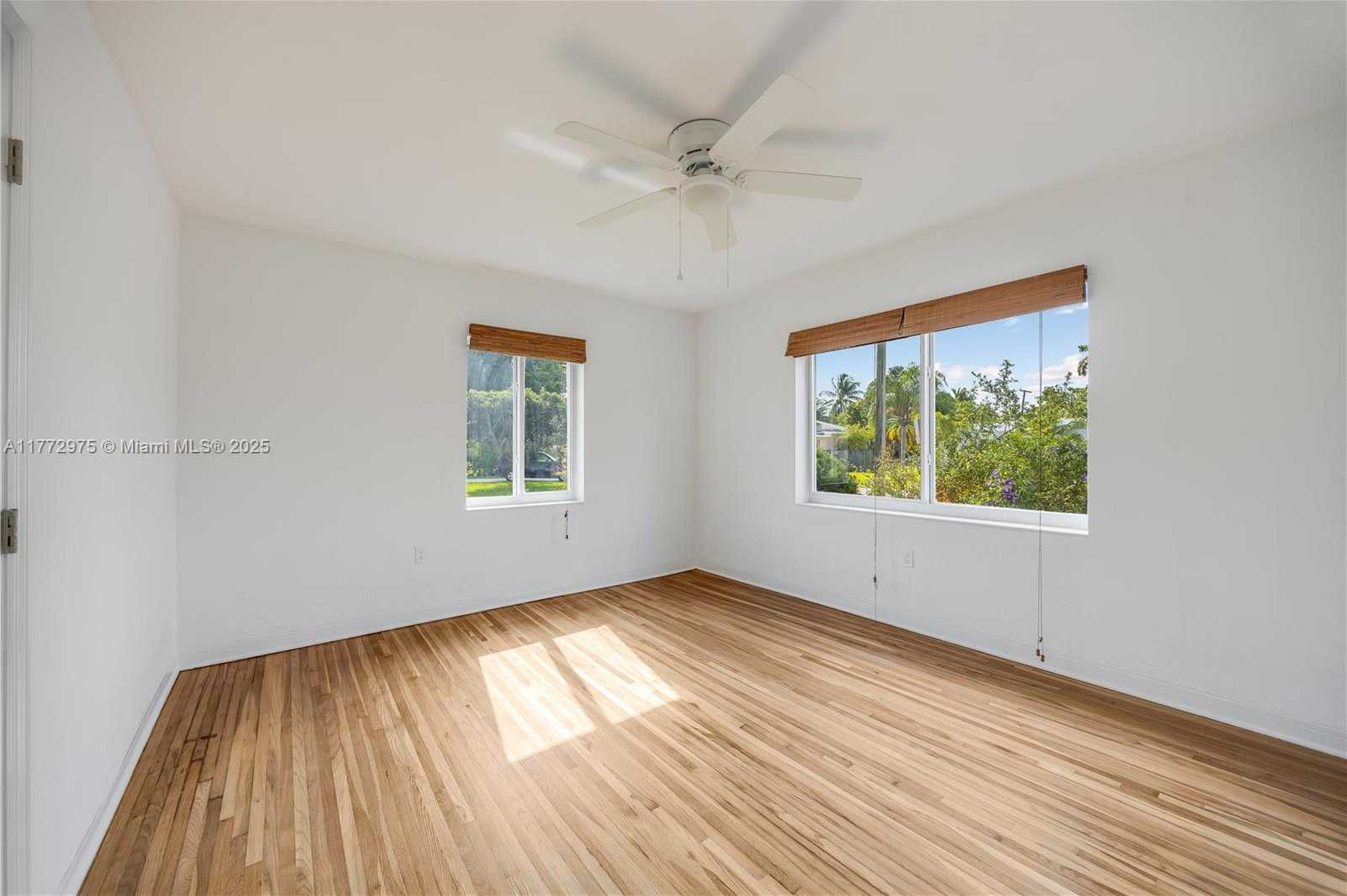 Small Image of 385 NORTH EAST 117TH ST, Miami Number 15