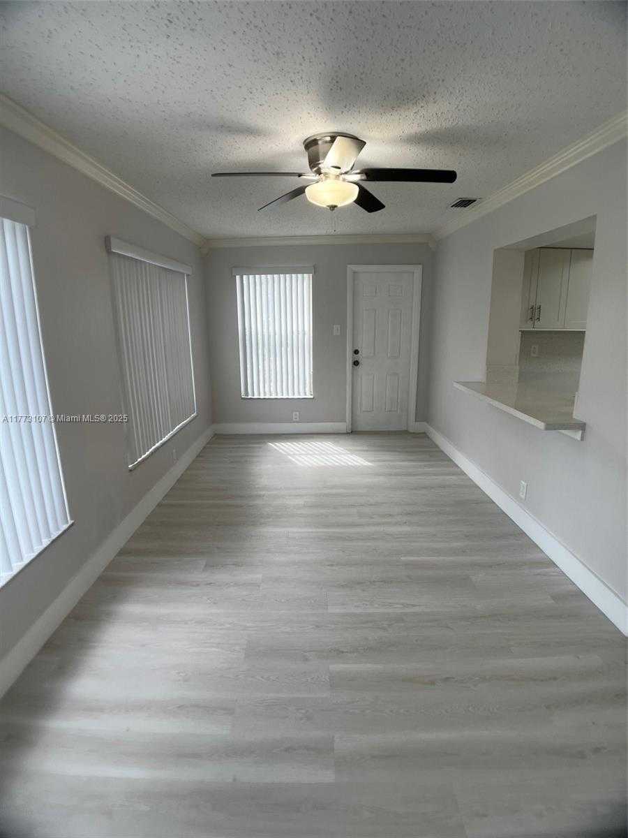 Small Image of 6990 NORTH WEST 17TH ST, Margate Number 8