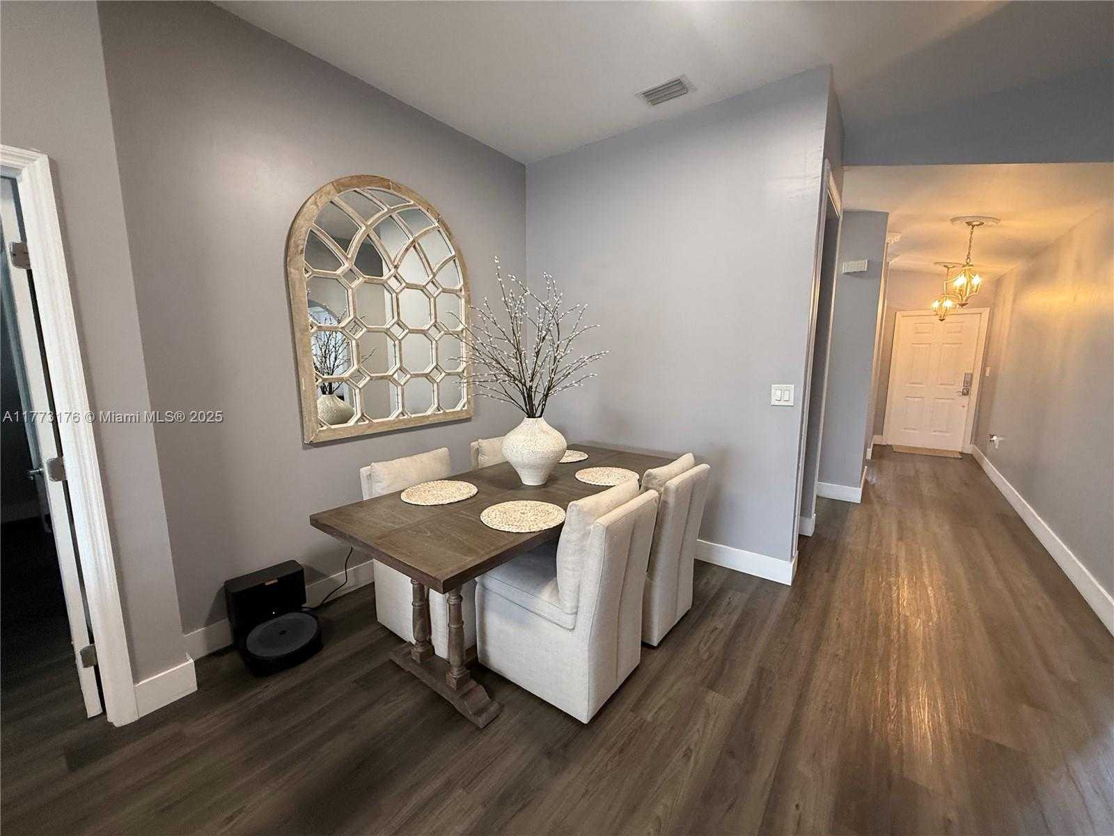 Small Image of 11781 SOUTH WEST 7TH ST, Pembroke Pines Number 7