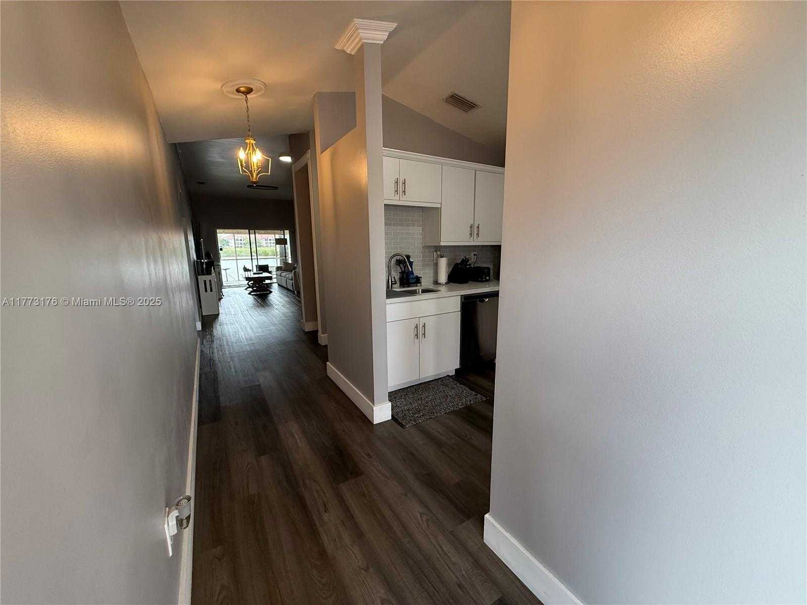 Small Image of 11781 SOUTH WEST 7TH ST, Pembroke Pines Number 9
