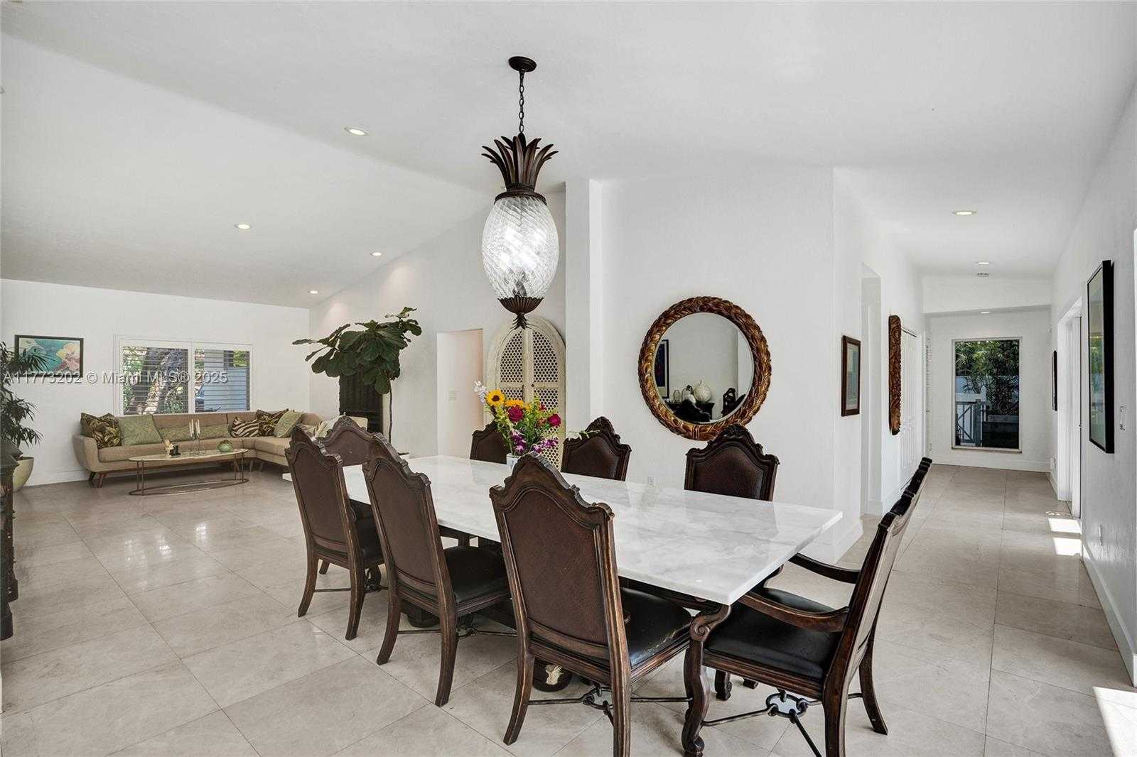 Small Image of 11850 SOUTH WEST 69TH AVE, Pinecrest Number 16