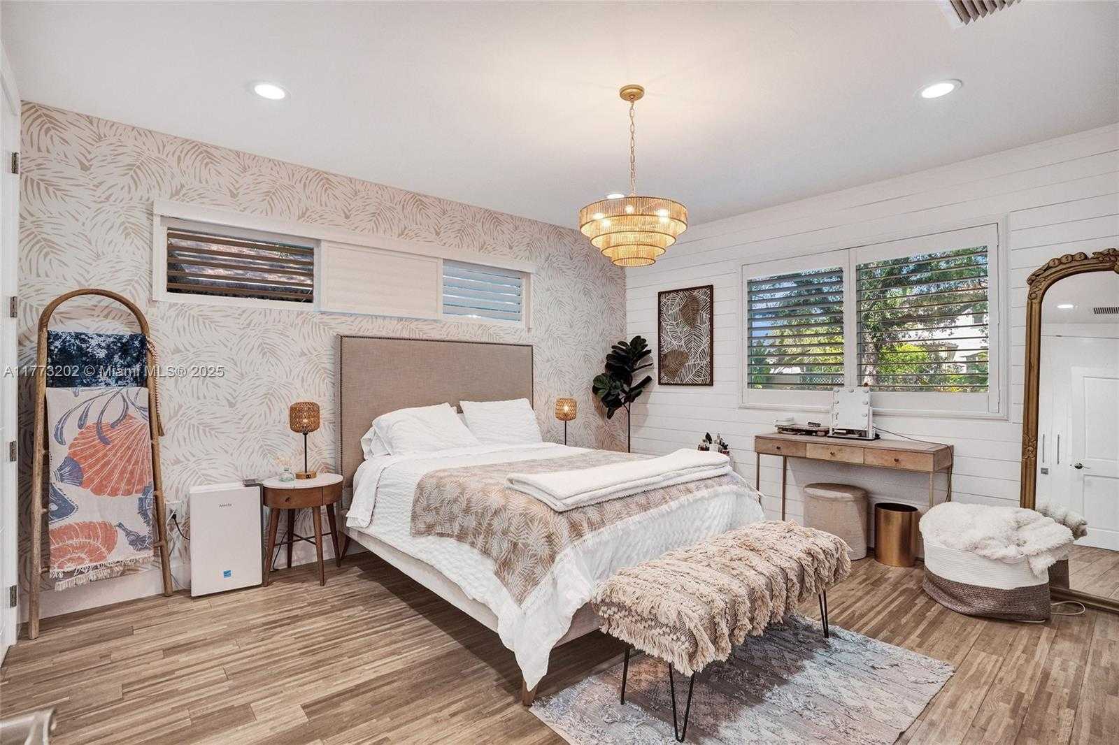 Small Image of 11850 SOUTH WEST 69TH AVE, Pinecrest Number 19
