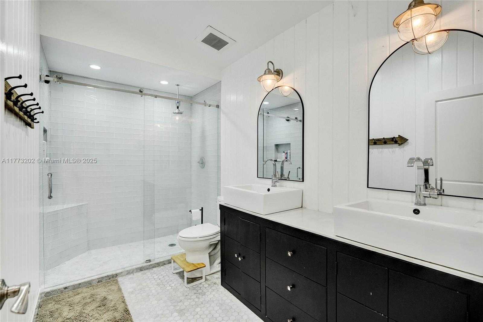 Small Image of 11850 SOUTH WEST 69TH AVE, Pinecrest Number 23