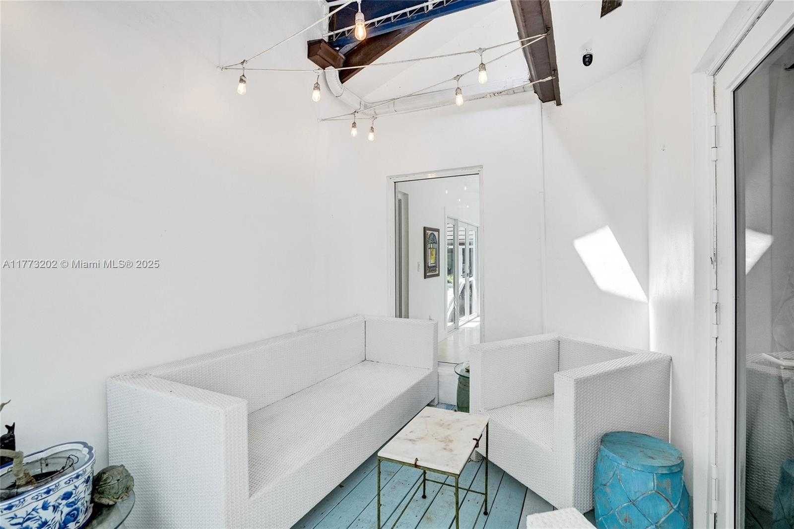 Small Image of 11850 SOUTH WEST 69TH AVE, Pinecrest Number 30