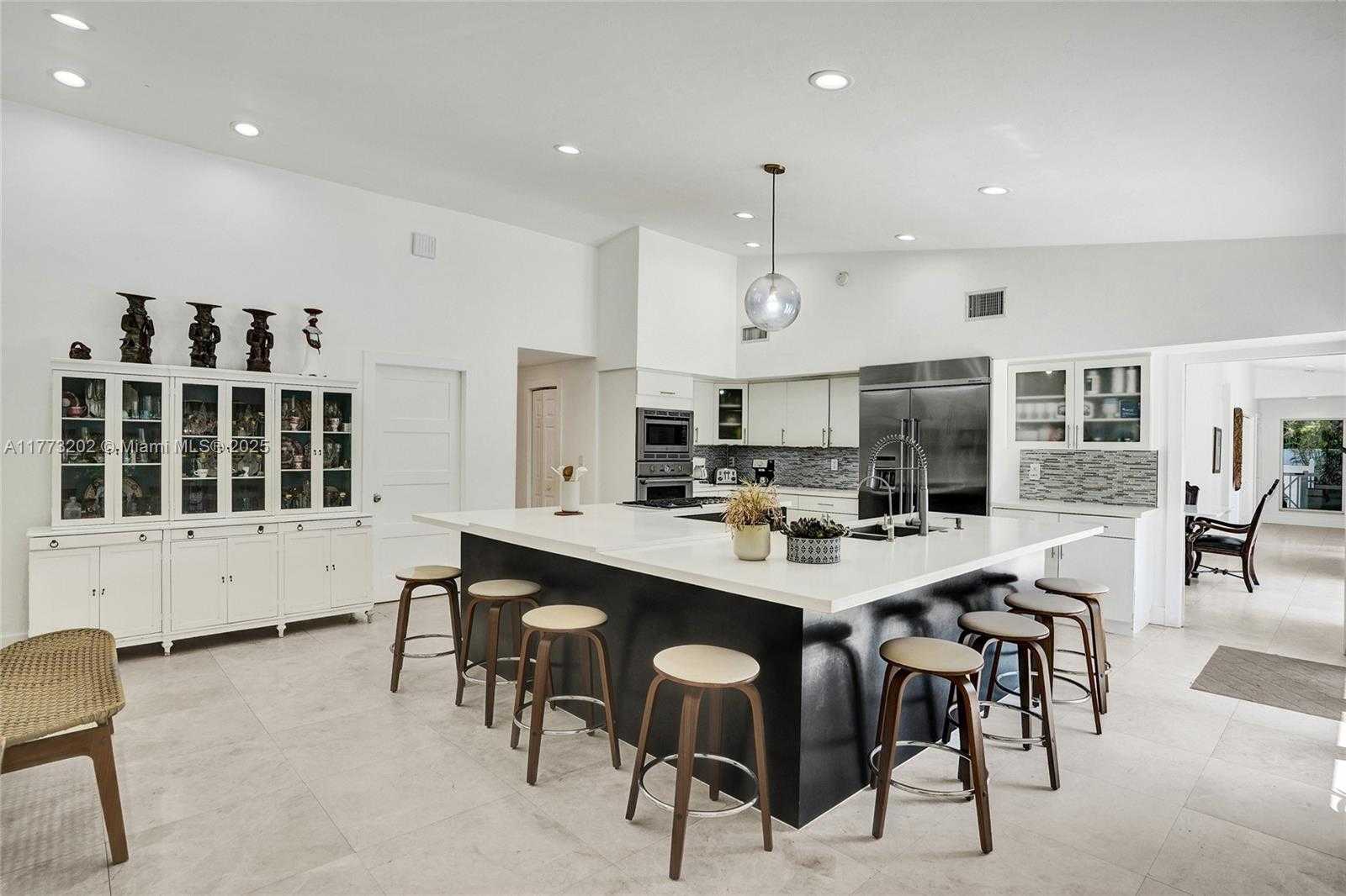 Small Image of 11850 SOUTH WEST 69TH AVE, Pinecrest Number 50