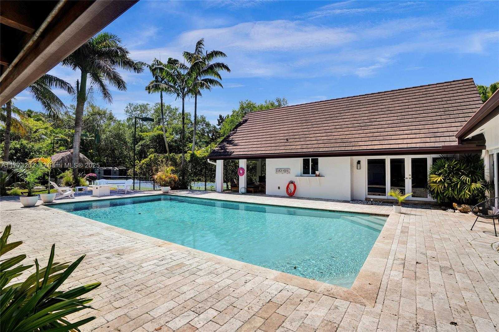 Small Image of 11850 SOUTH WEST 69TH AVE, Pinecrest Number 59