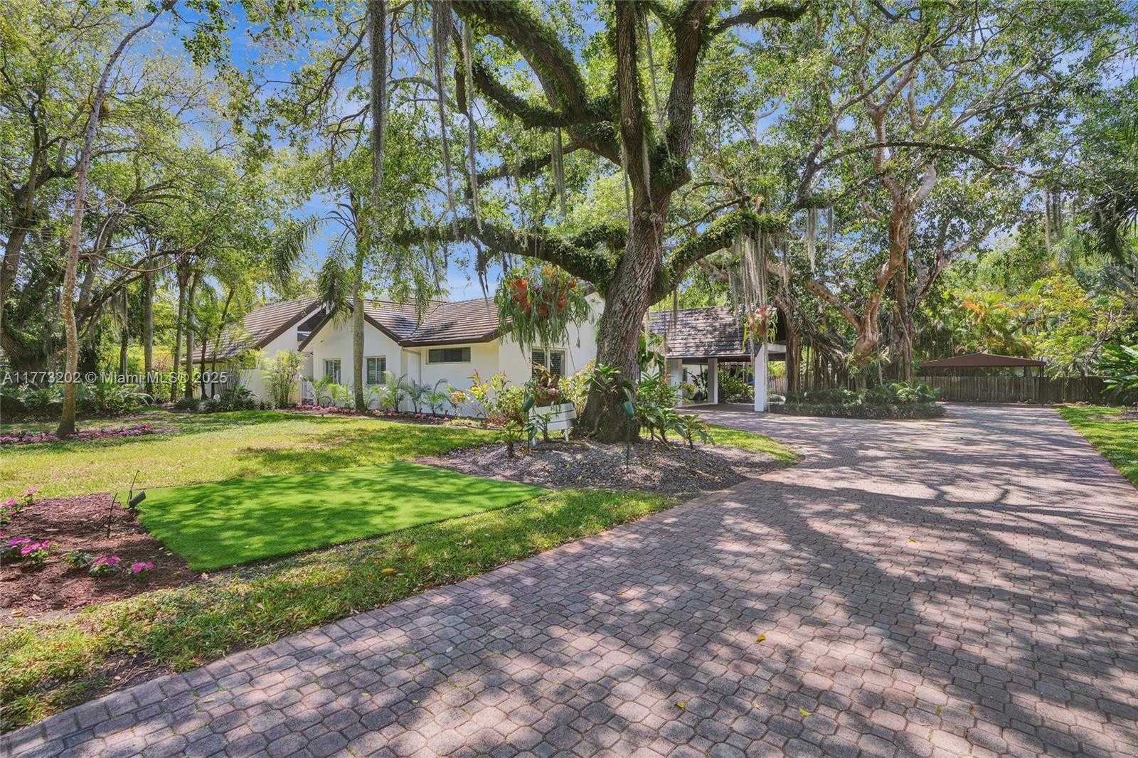 Small Image of 11850 SOUTH WEST 69TH AVE, Pinecrest Number 80