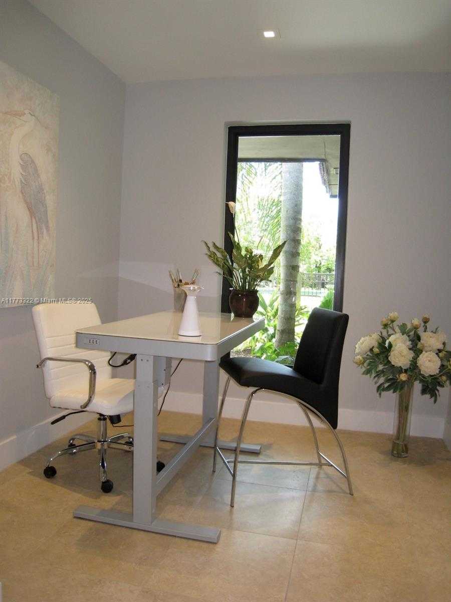 Small Image of 7125 SOUTH WEST 120TH ST, Pinecrest Number 16