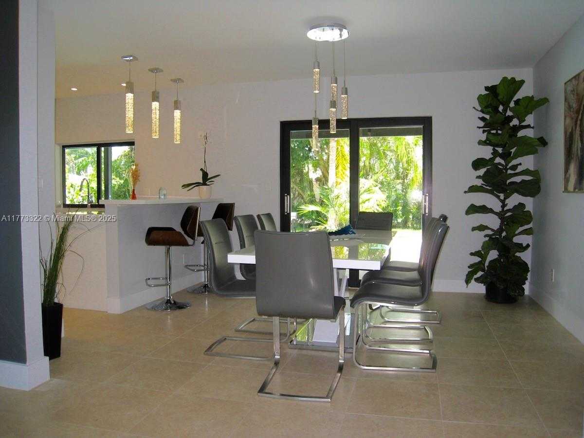 Small Image of 7125 SOUTH WEST 120TH ST, Pinecrest Number 20