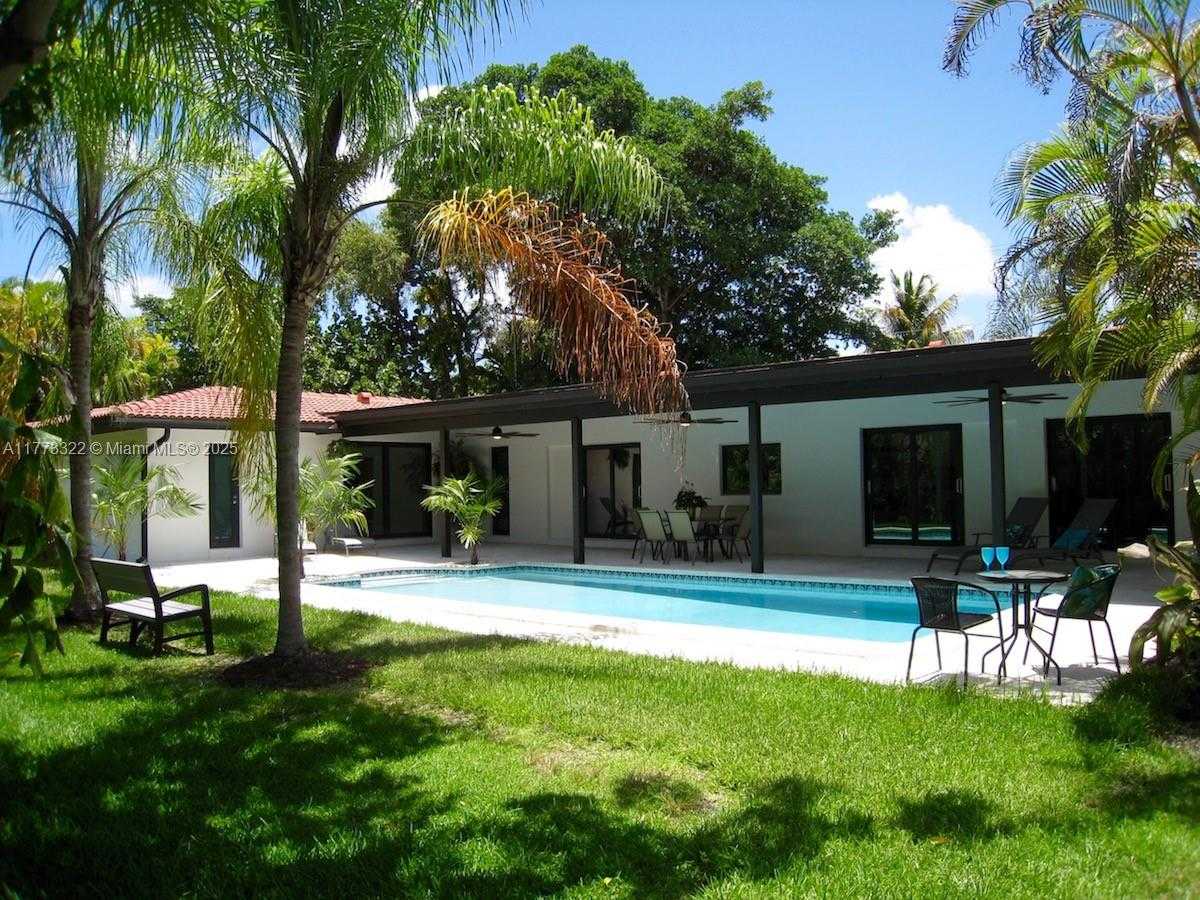 Small Image of 7125 SOUTH WEST 120TH ST, Pinecrest Number 23