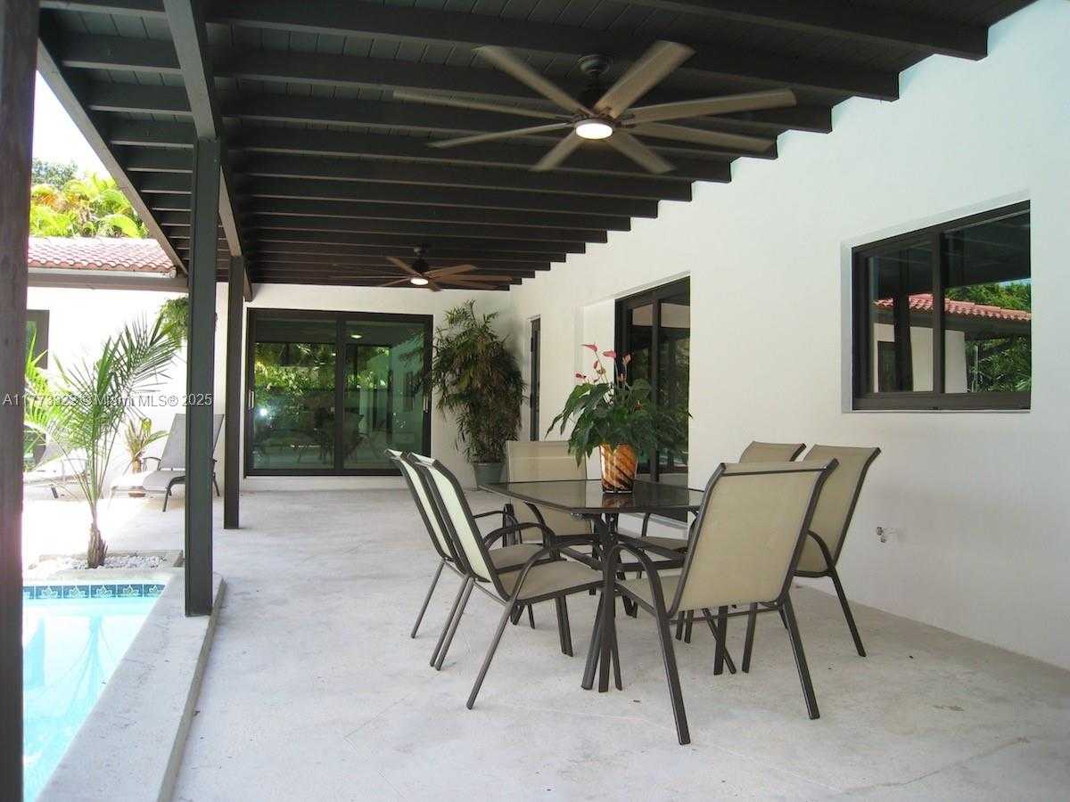 Small Image of 7125 SOUTH WEST 120TH ST, Pinecrest Number 9