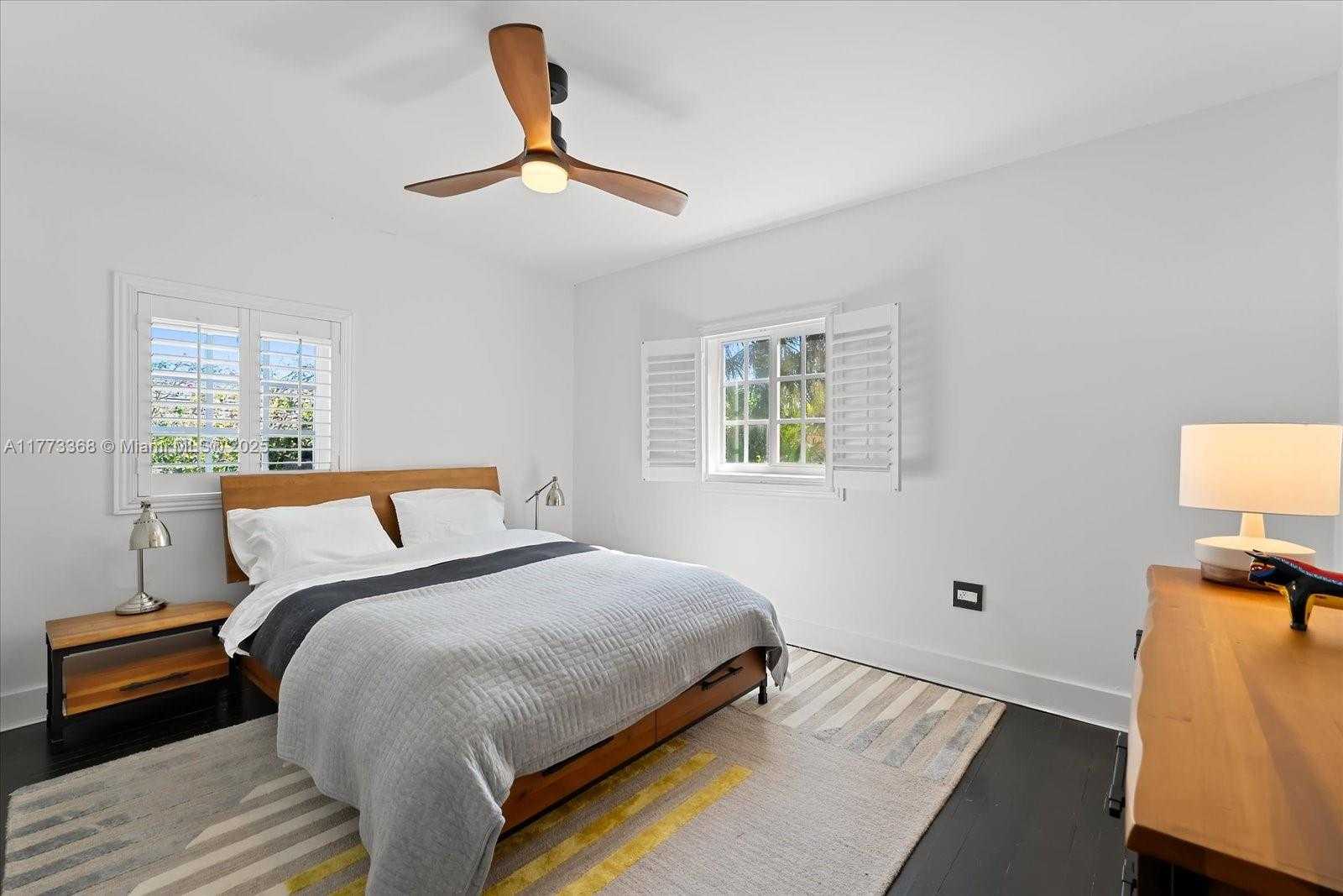 Small Image of 4228 ALTON RD, Miami Beach Number 21