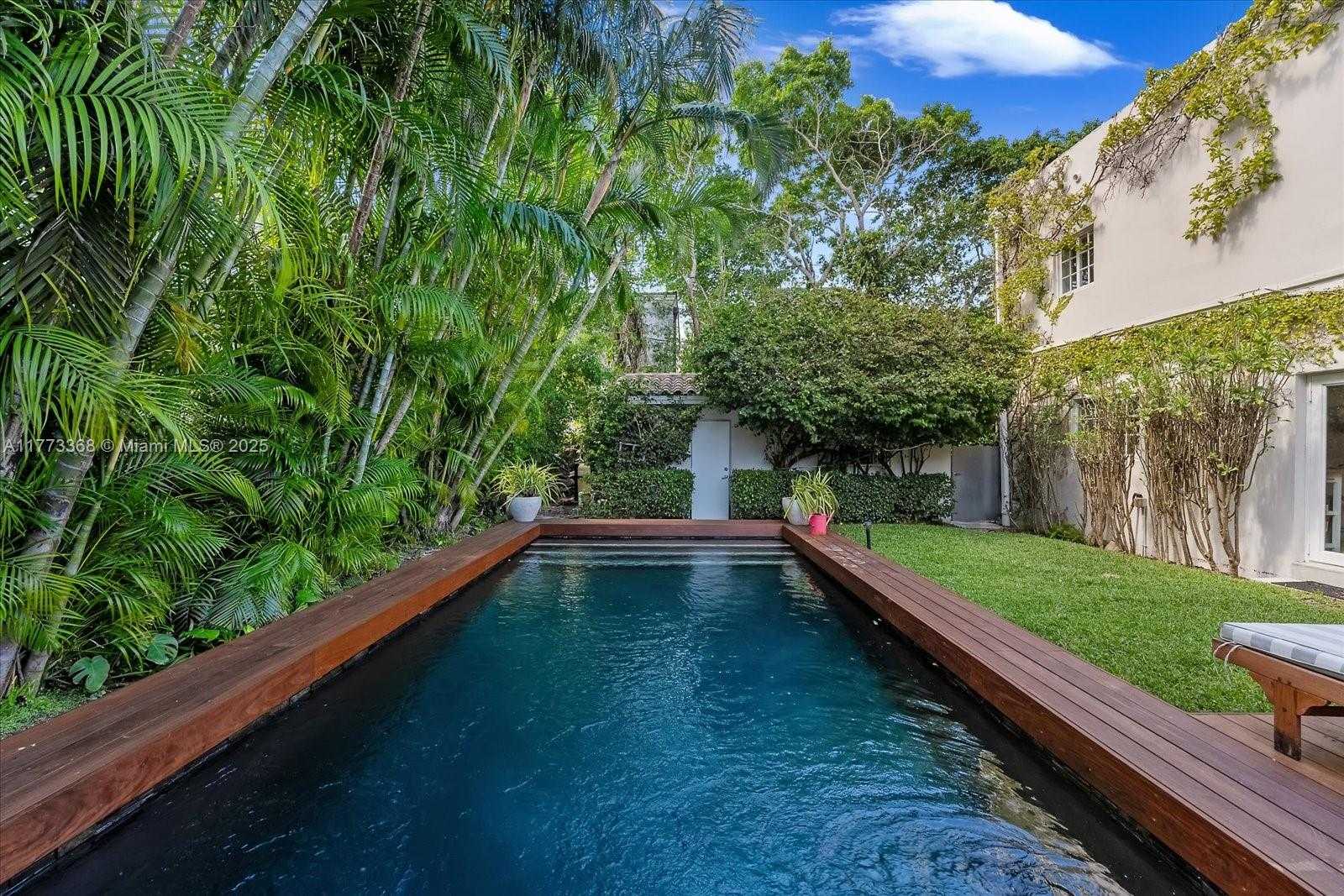 Small Image of 4228 ALTON RD, Miami Beach Number 32