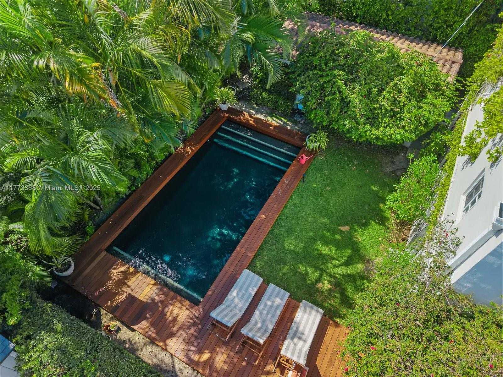 Small Image of 4228 ALTON RD, Miami Beach Number 33