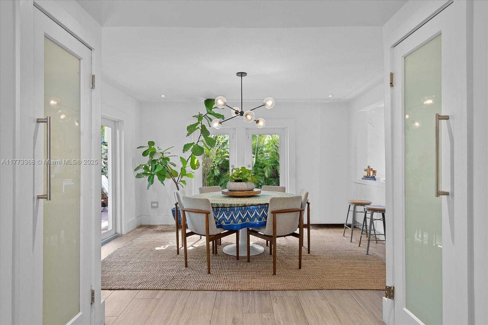Small Image of 4228 ALTON RD, Miami Beach Number 6