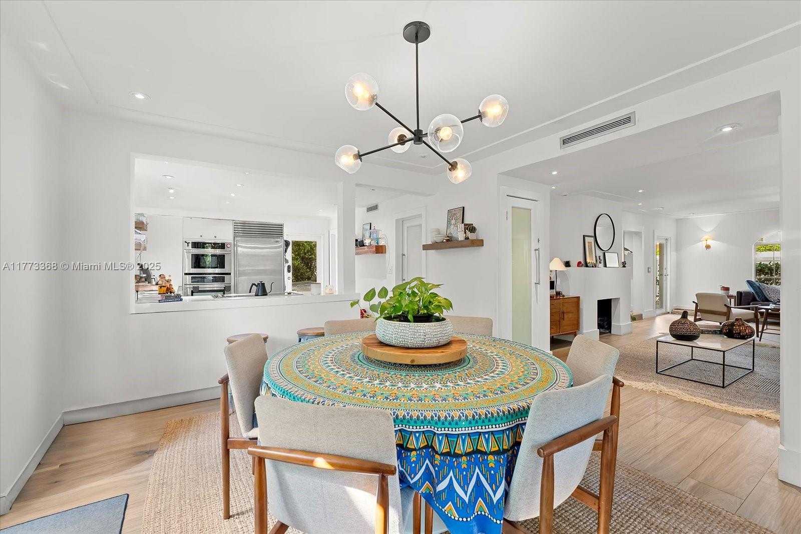 Small Image of 4228 ALTON RD, Miami Beach Number 7