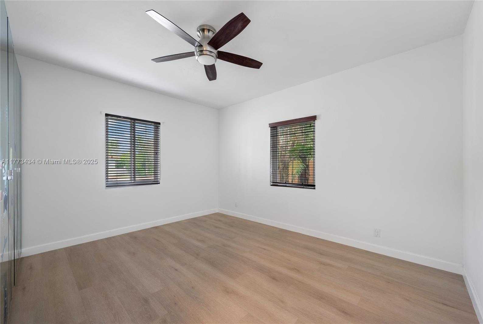 Small Image of 74 NORTH EAST 103RD ST, Miami Shores Number 17