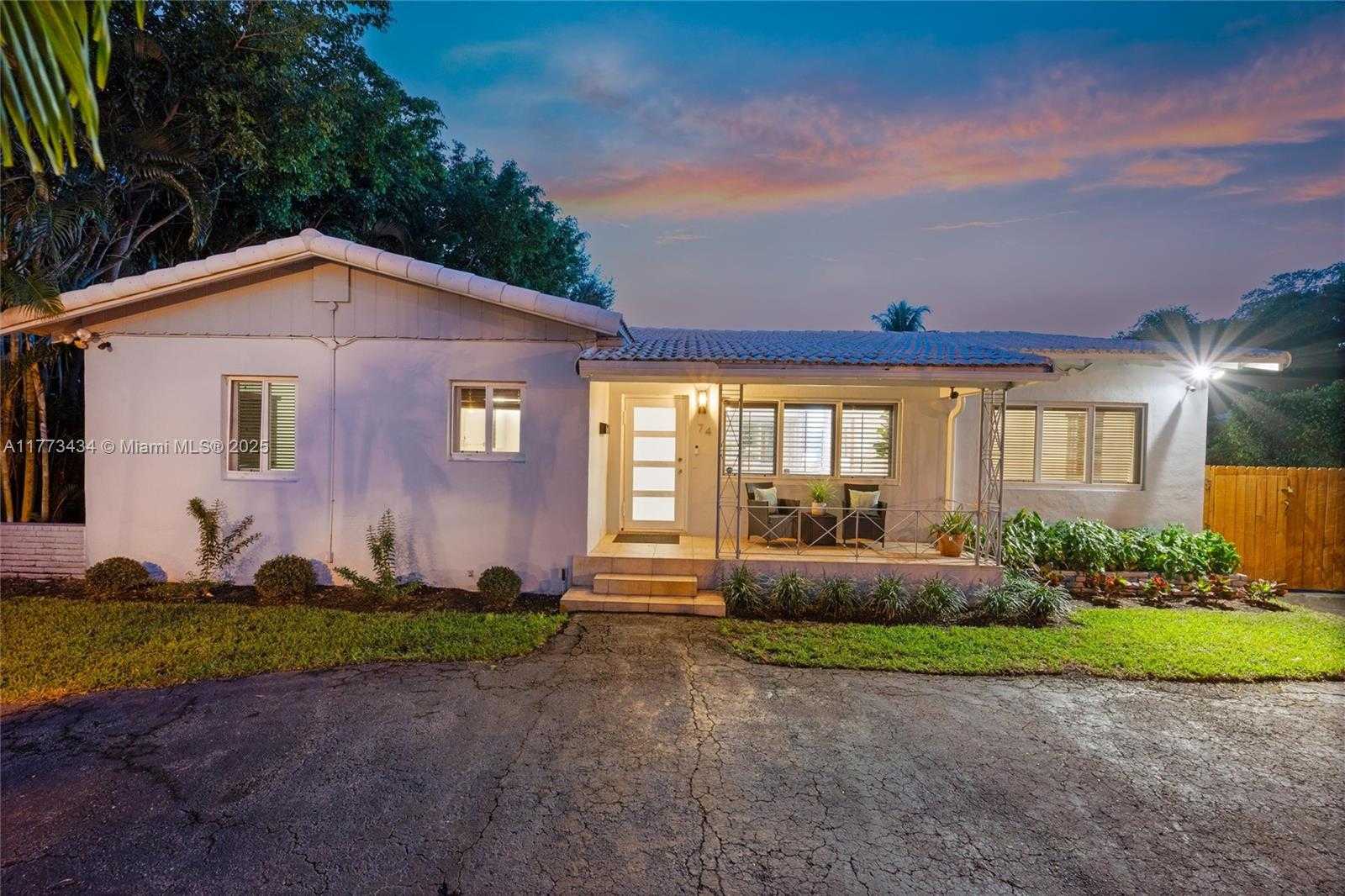Small Image of 74 NORTH EAST 103RD ST, Miami Shores Number 3