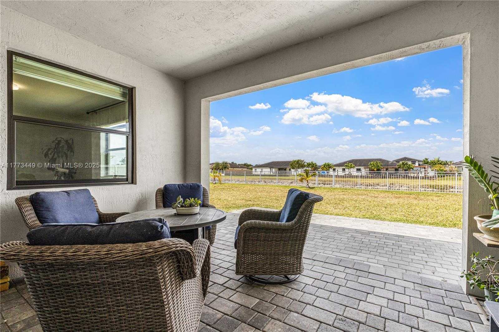 Small Image of 19080 SOUTH WEST 133 CT, Miami Number 44
