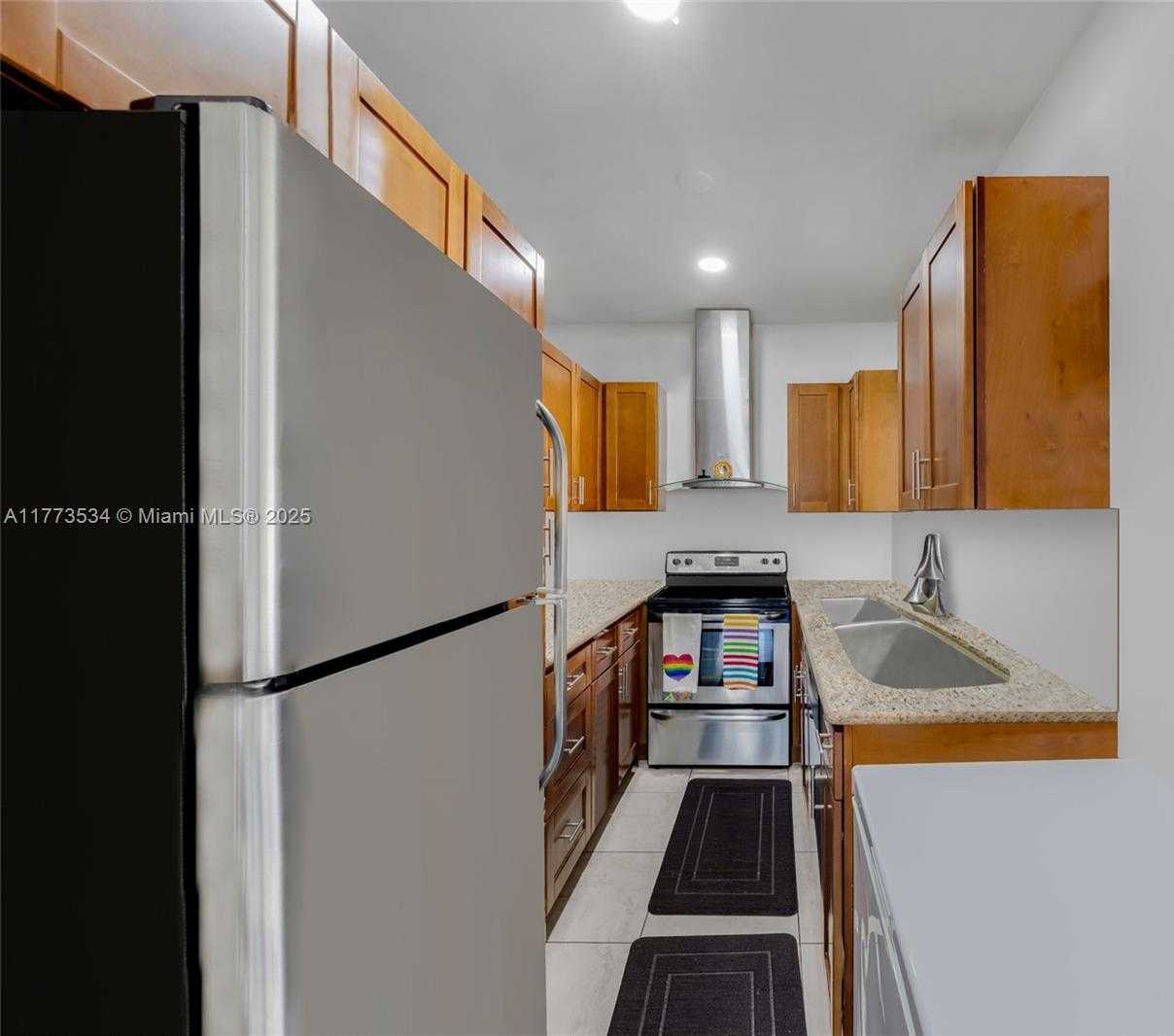 Small Image of 1980 NORTH EAST 173RD ST, North Miami Beach Number 8