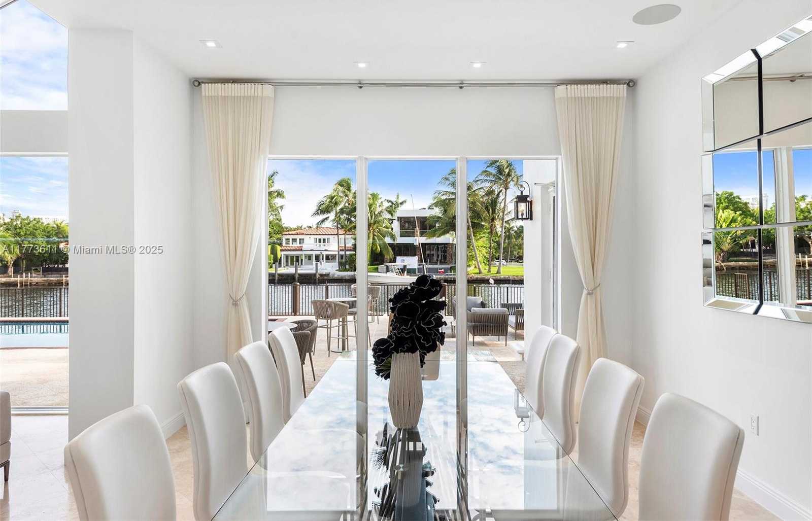 Small Image of 455 CENTRE IS, Golden Beach Number 16