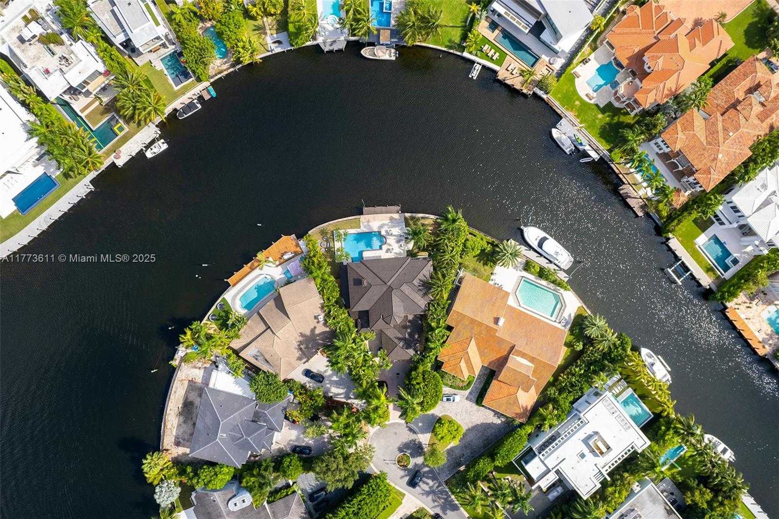 Small Image of 455 CENTRE IS, Golden Beach Number 5