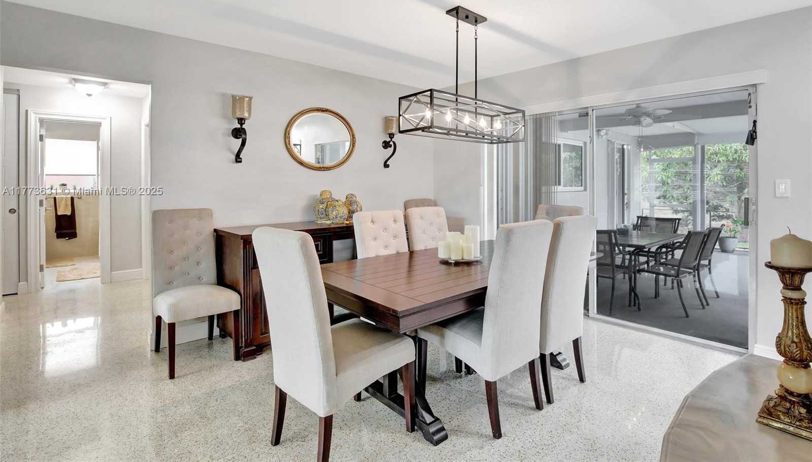 Small Image of 9460 NORTH WEST 3RD ST, Pembroke Pines Number 10