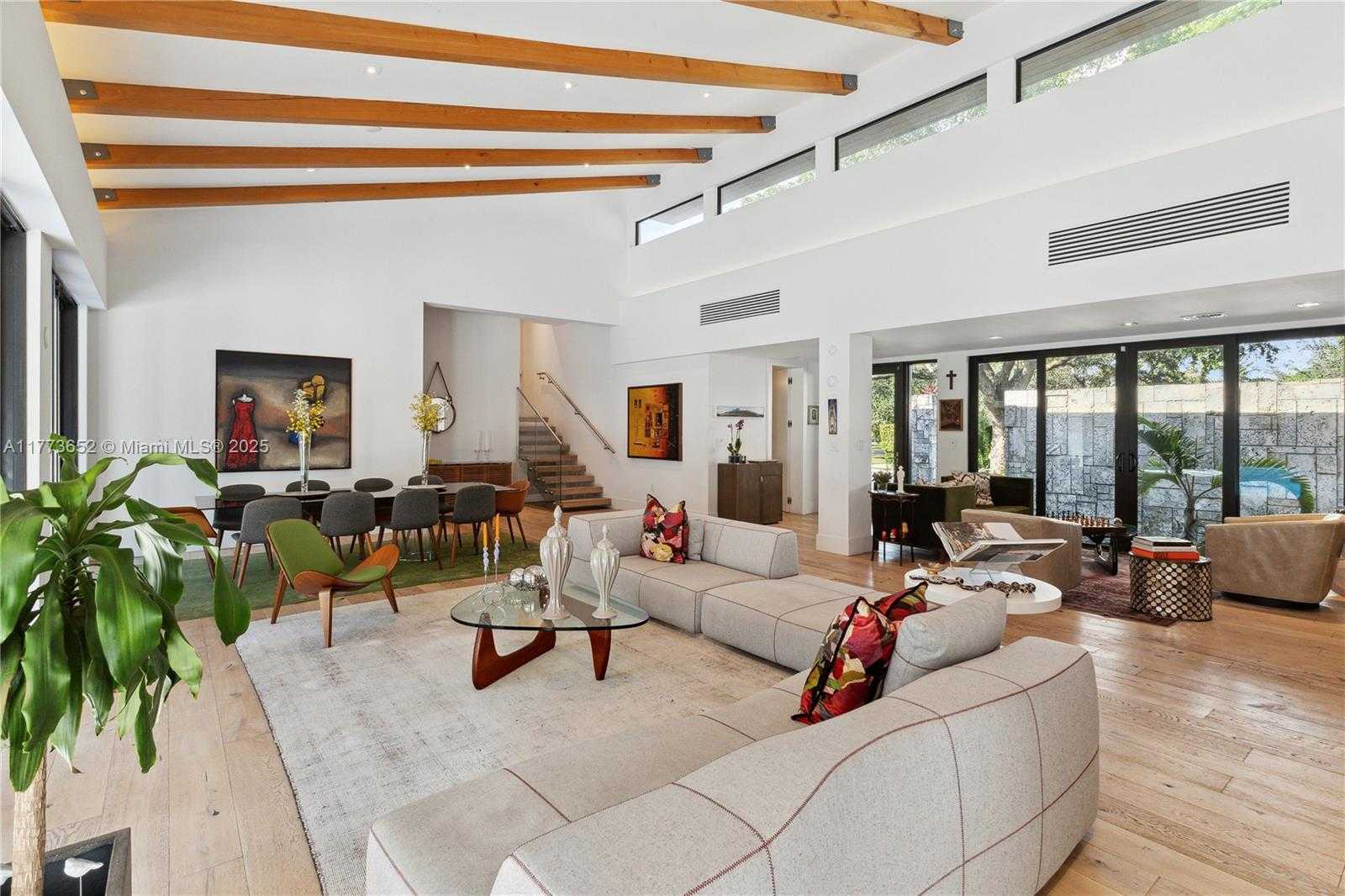 Small Image of 1060 ALFONSO AVE, Coral Gables Number 11