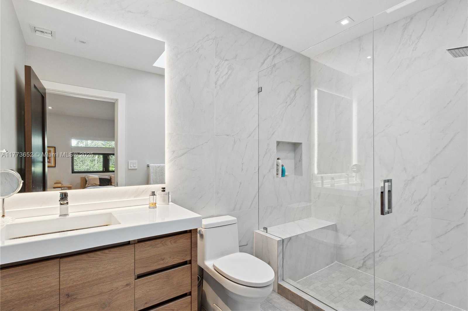 Small Image of 1060 ALFONSO AVE, Coral Gables Number 34