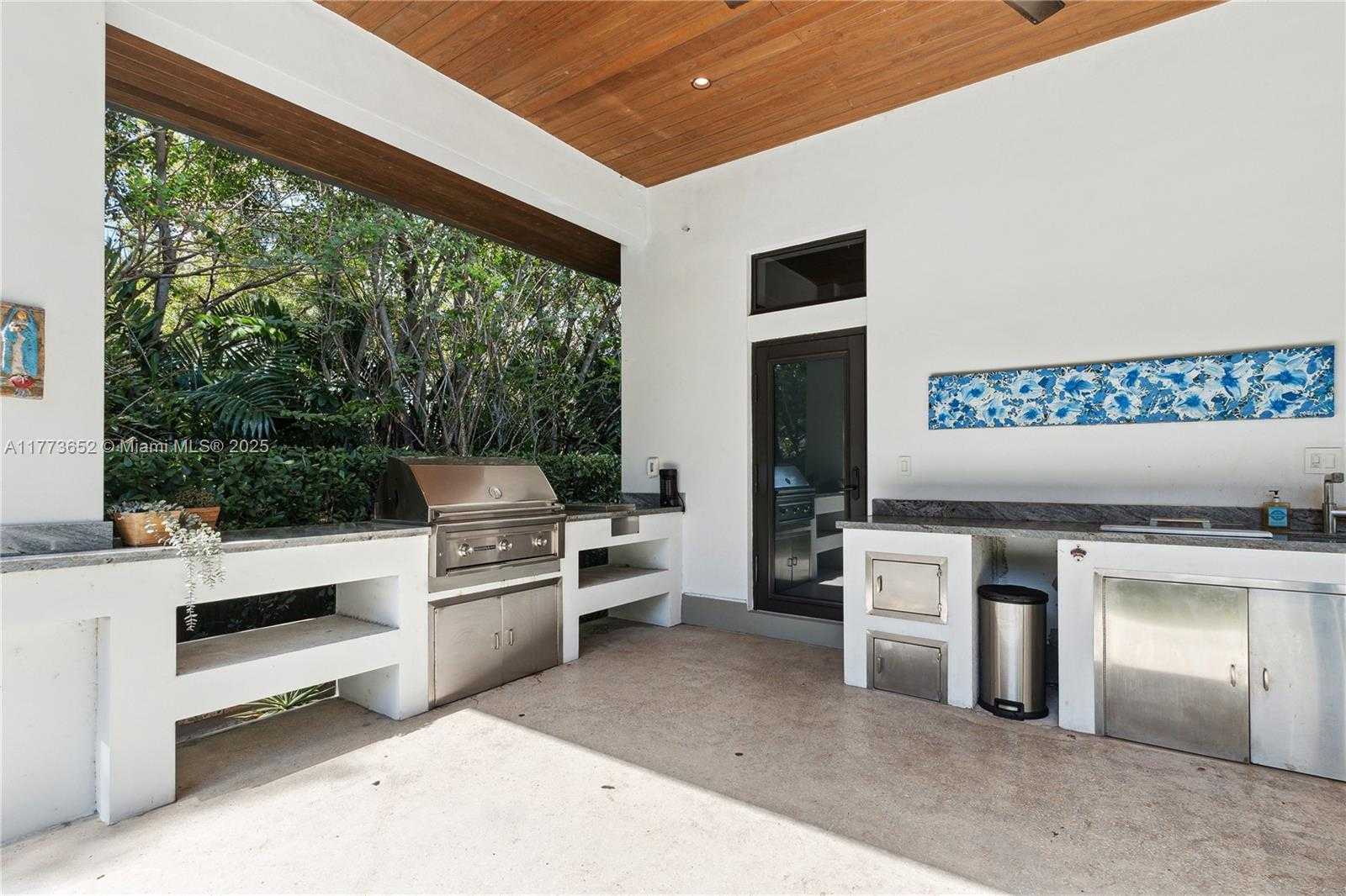 Small Image of 1060 ALFONSO AVE, Coral Gables Number 46