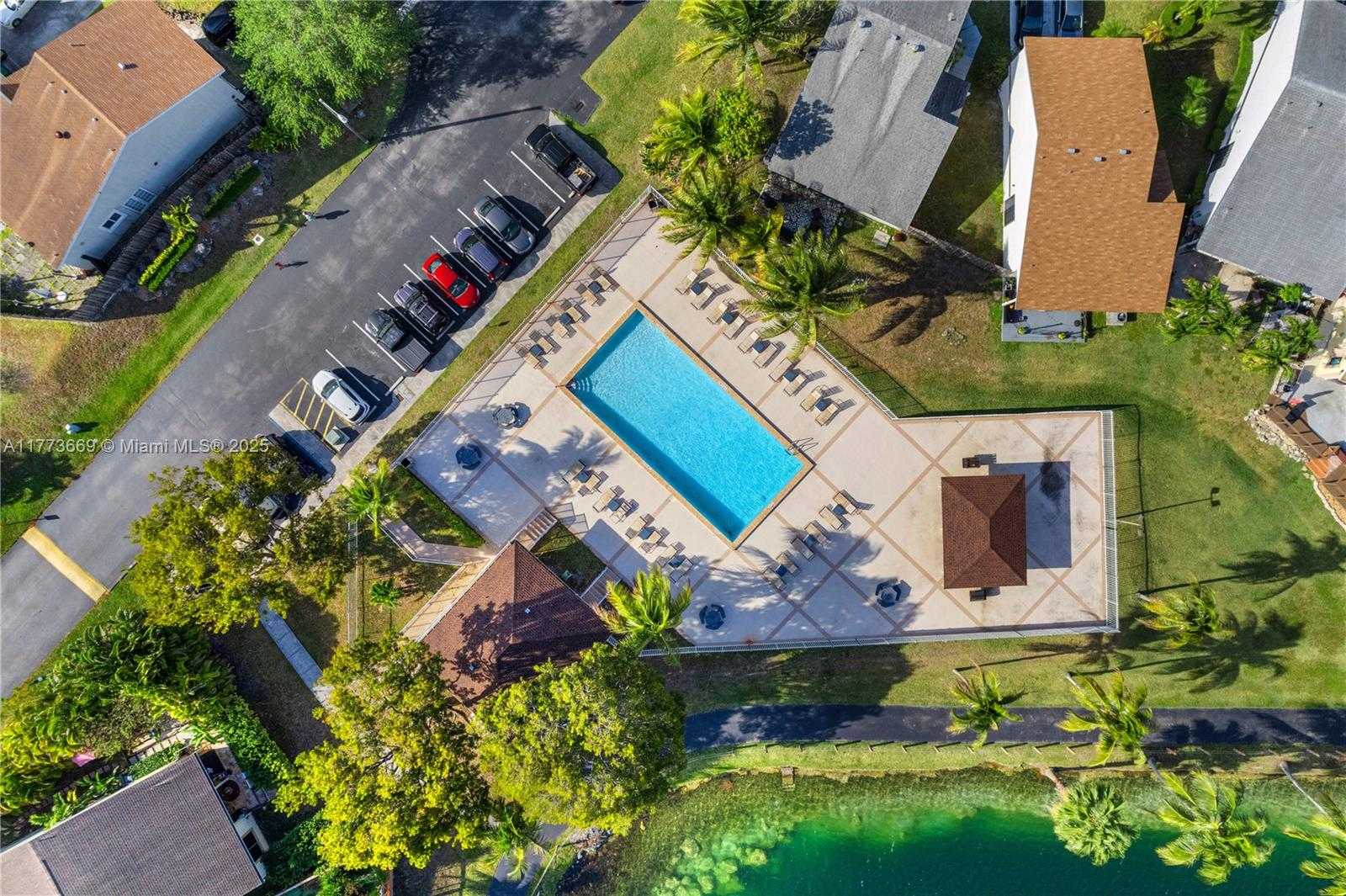 Small Image of 10042 SOUTH WEST 220TH ST, Cutler Bay Number 32