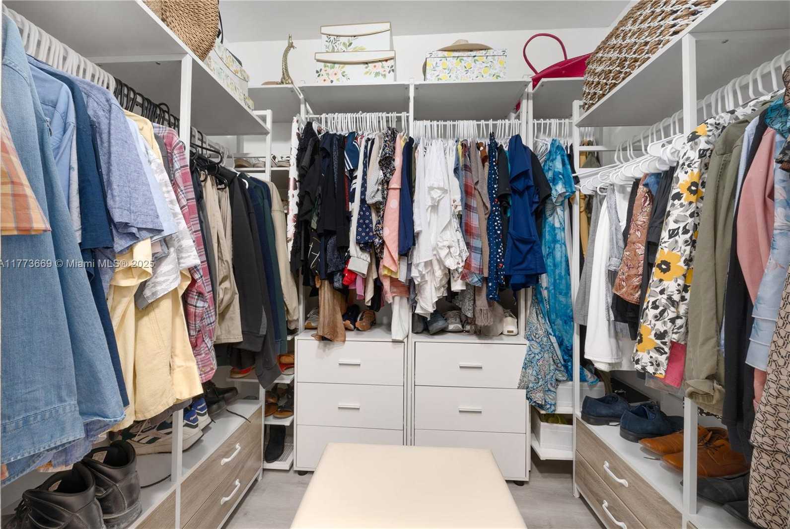 Small Image of 10042 SOUTH WEST 220TH ST, Cutler Bay Number 6