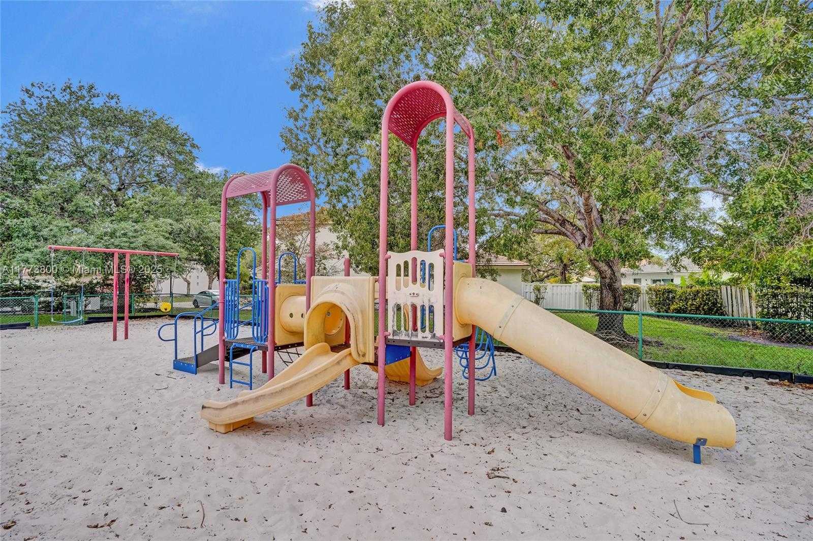 Small Image of 218 NORTH WEST 75TH TER, Plantation Number 22