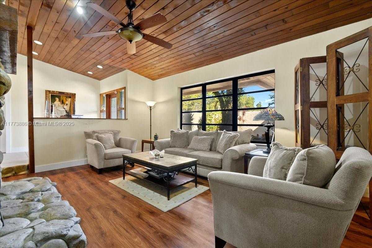 Small Image of 3761 DELLWOOD BLVD, Loxahatchee Number 12