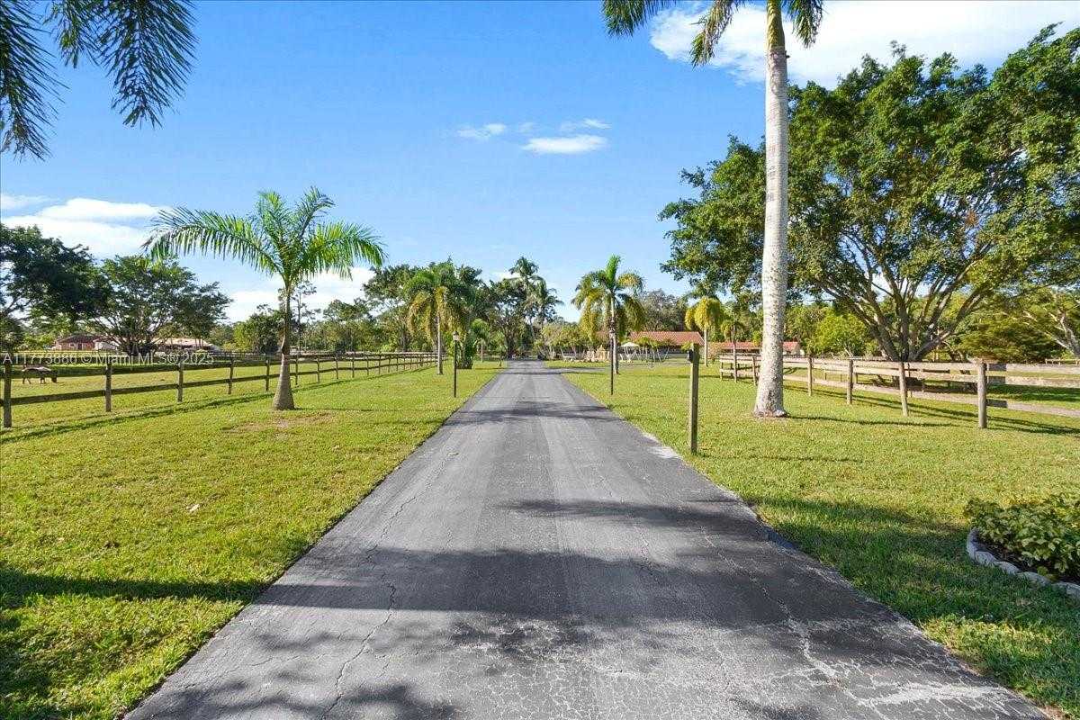 Small Image of 3761 DELLWOOD BLVD, Loxahatchee Number 3