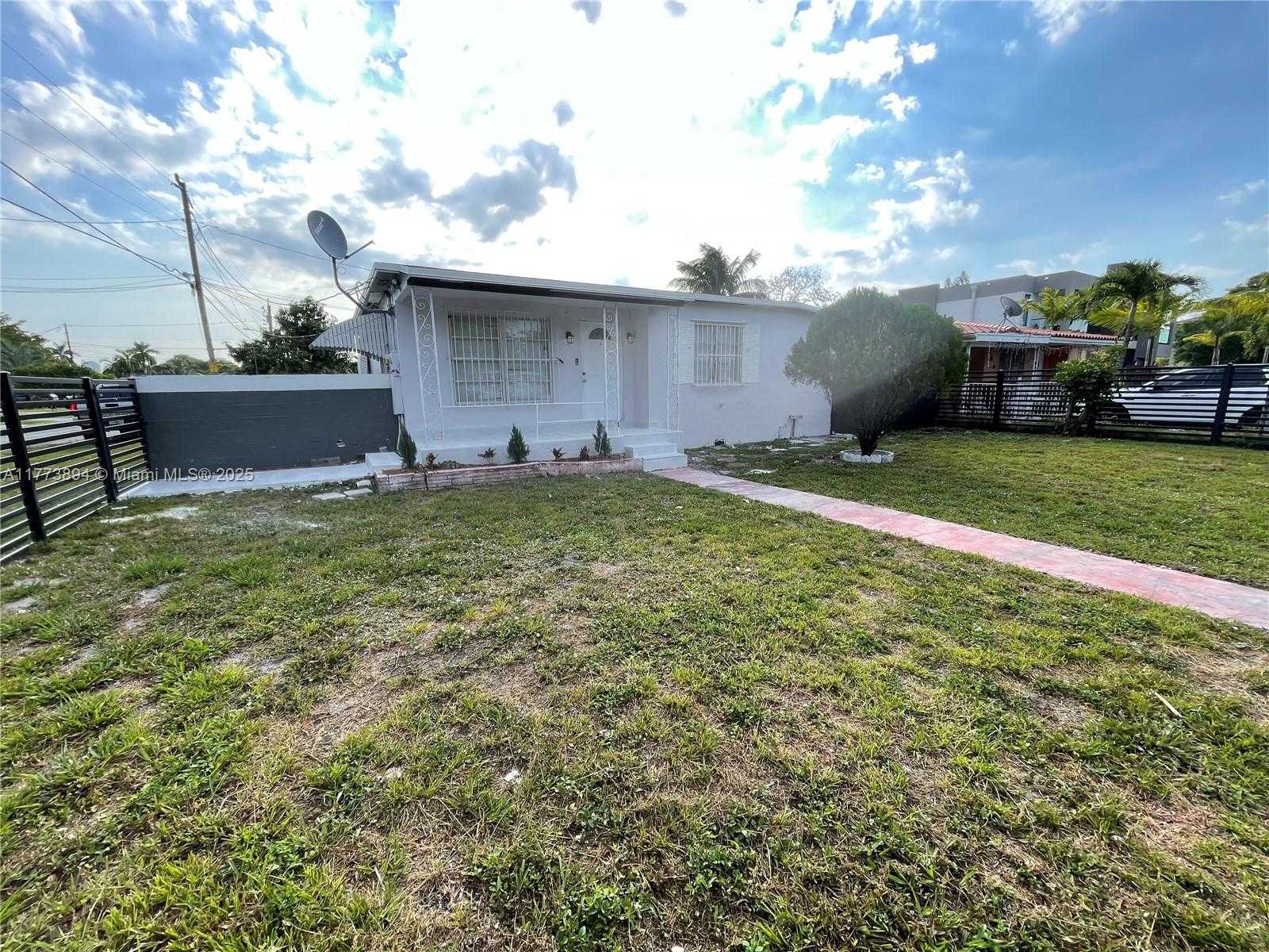 Small Image of Hallandale Beach Number 13