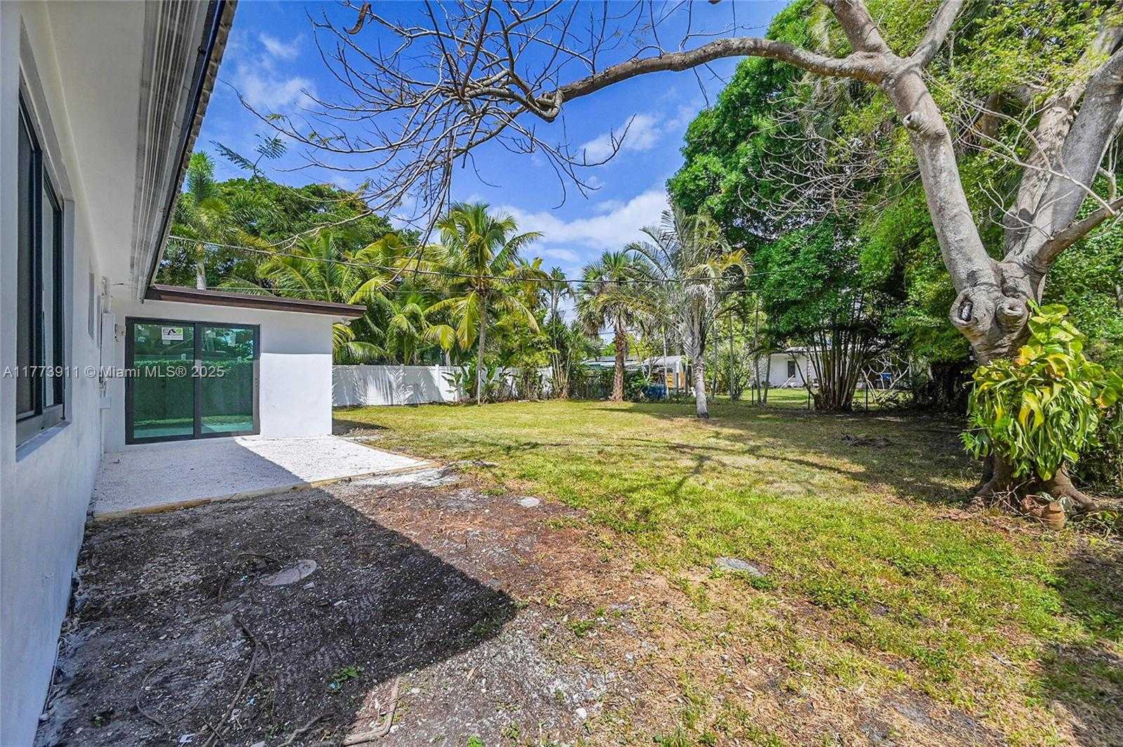 Small Image of 121 NORTH WEST 35TH ST, Oakland Park Number 31