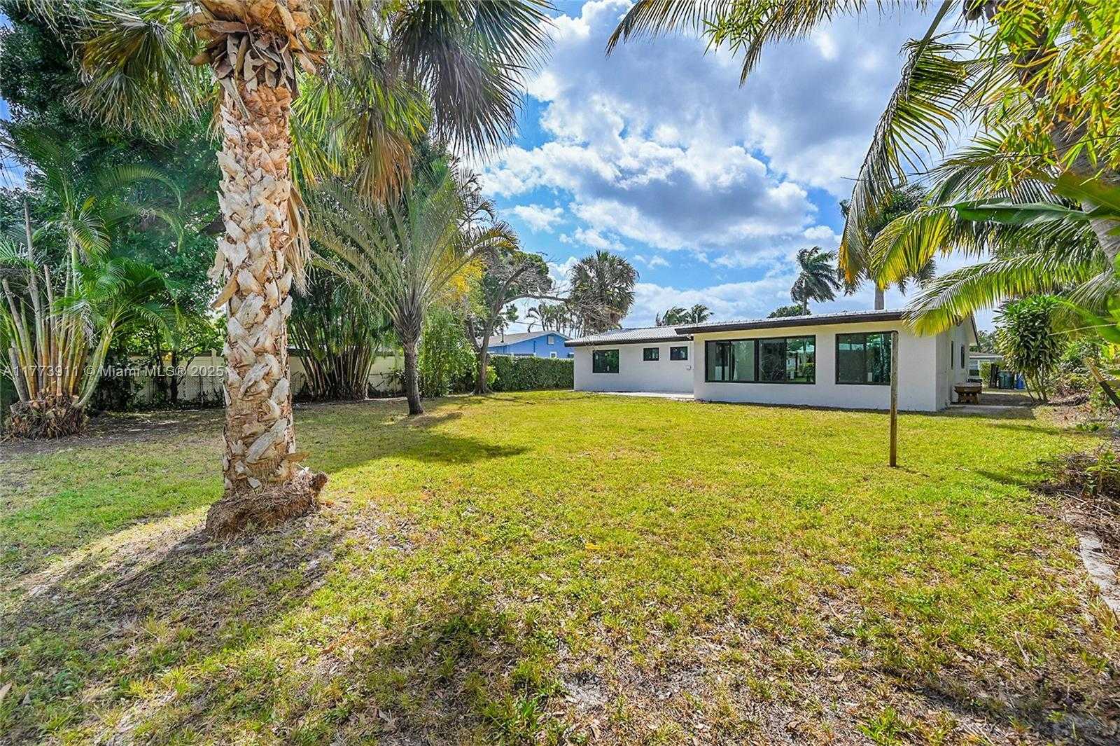 Small Image of 121 NORTH WEST 35TH ST, Oakland Park Number 34