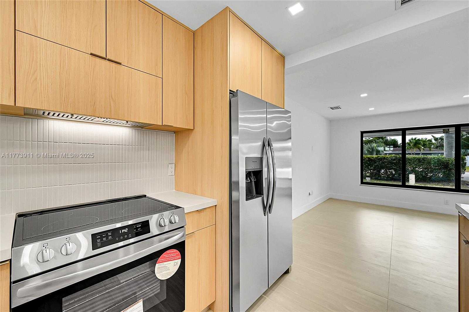 Small Image of 121 NORTH WEST 35TH ST, Oakland Park Number 9