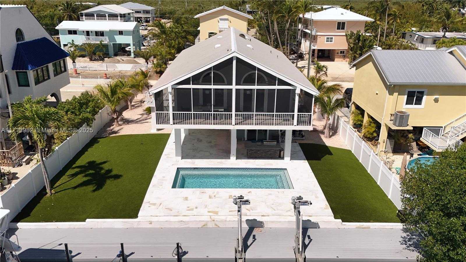 Small Image of 1020 ADAMS DR, Key Largo Number 2