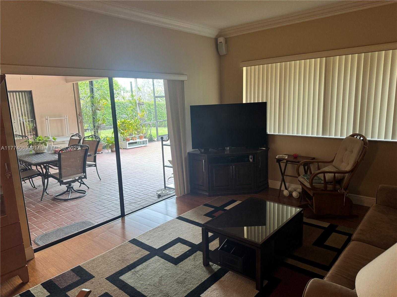 Small Image of 14679 GLENCAIRN RD, Miami Lakes Number 14