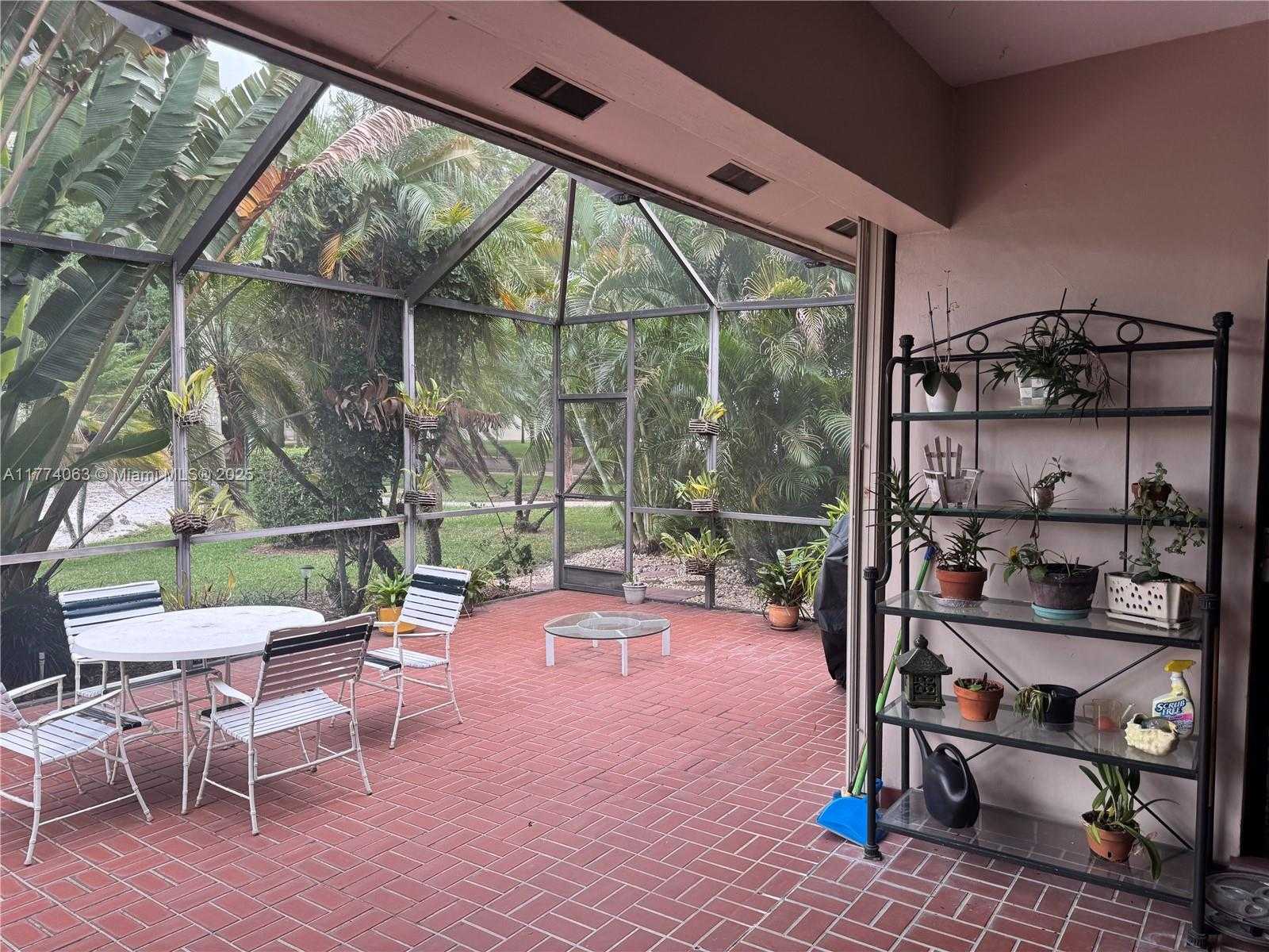 Small Image of 14679 GLENCAIRN RD, Miami Lakes Number 18