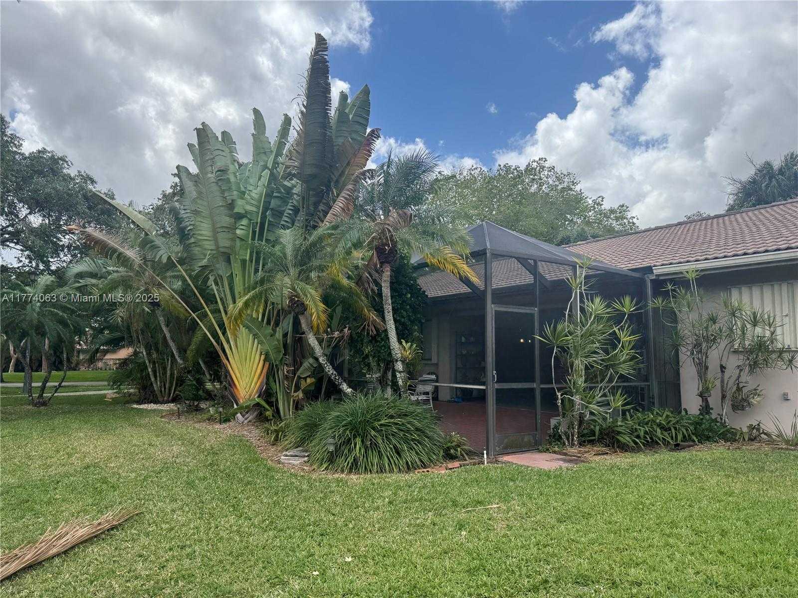 Small Image of 14679 GLENCAIRN RD, Miami Lakes Number 24