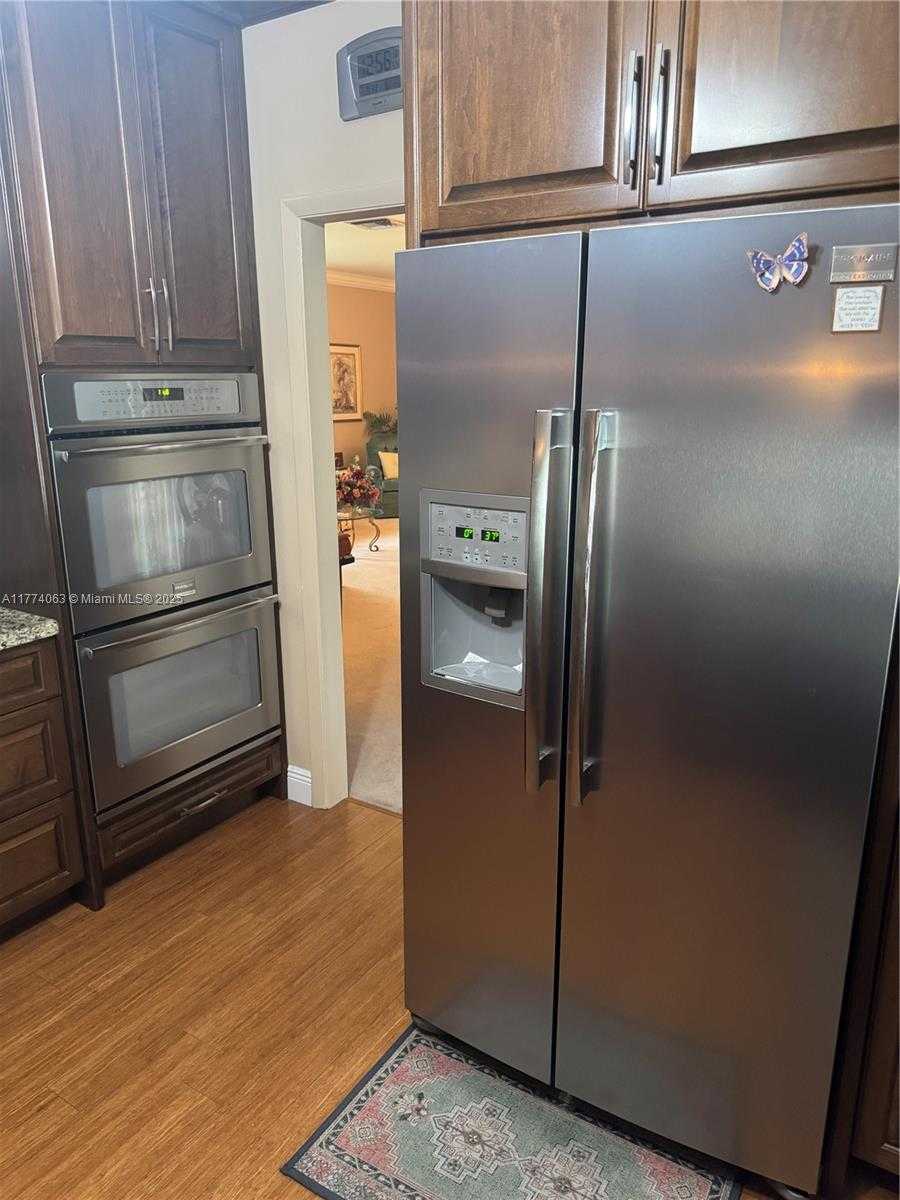 Small Image of 14679 GLENCAIRN RD, Miami Lakes Number 9