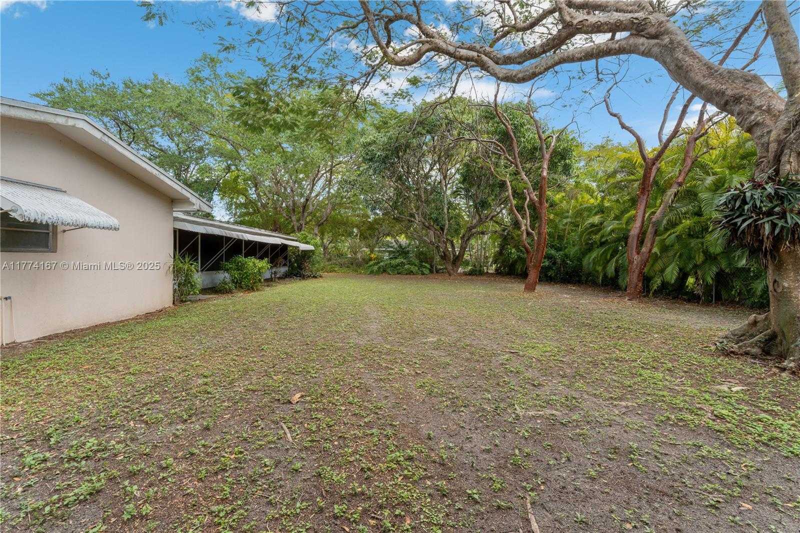Small Image of 7200 SOUTH WEST 131ST ST, Pinecrest Number 16