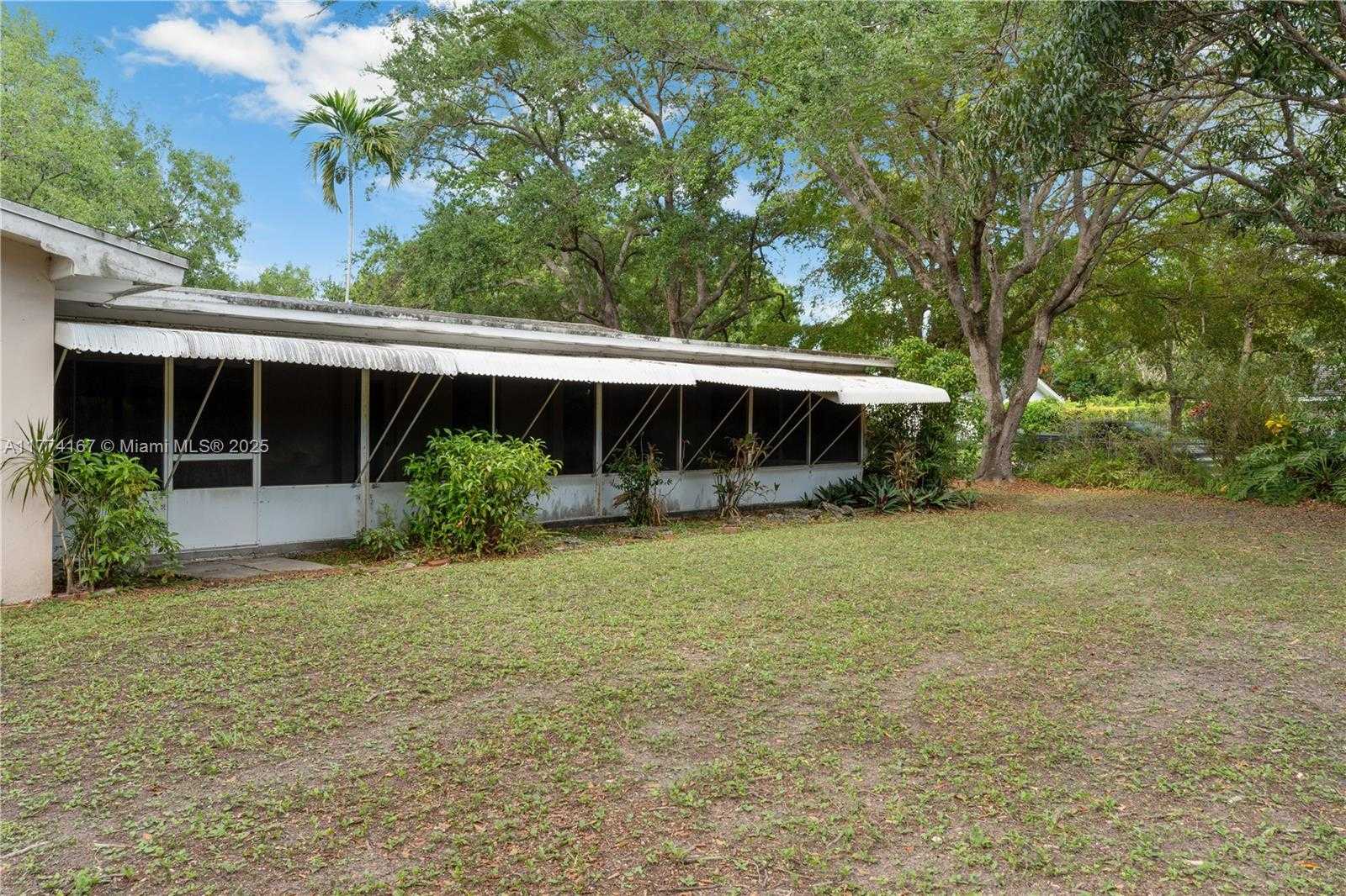 Small Image of 7200 SOUTH WEST 131ST ST, Pinecrest Number 17